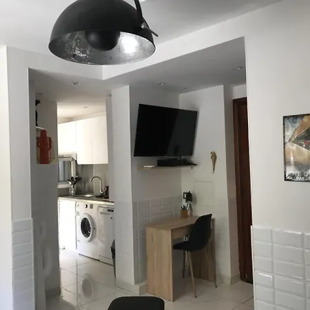 A 100 Metres De La Et De La Croisette Apartmán *